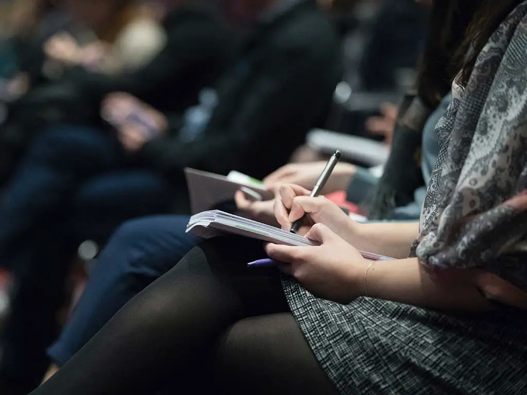 meta journalism course
