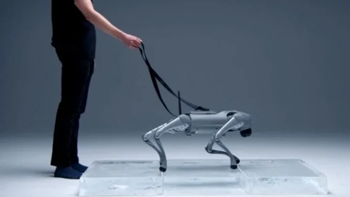 luna the robot dog