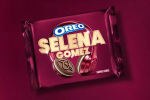 Selena Gomez OREO cookies